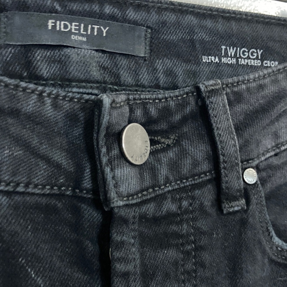 Fidelity Denim women’s twiggy ultra high tapered crop Black Jeans 26 - Picture 3 of 10